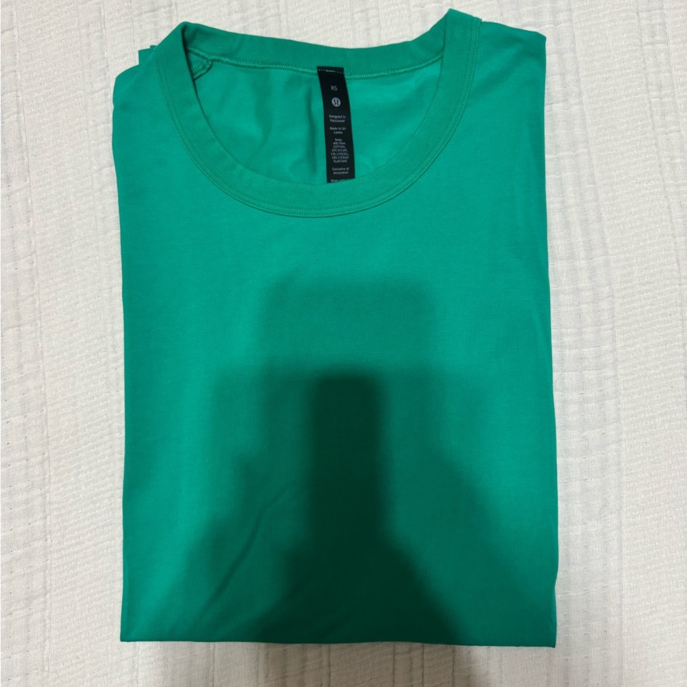 Lululemon Fundamental T-shirt